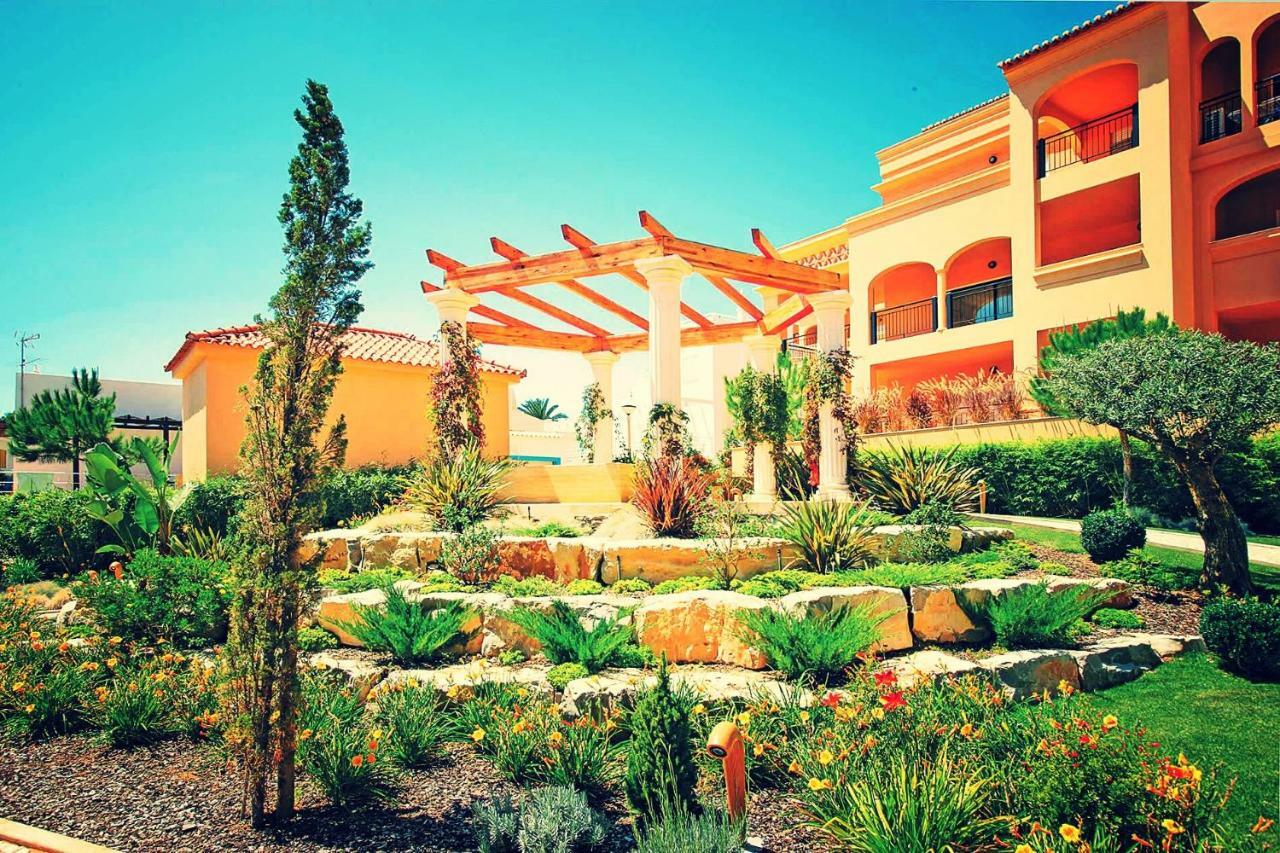 Luxury Apartment In Praia Da Luz Exterior photo